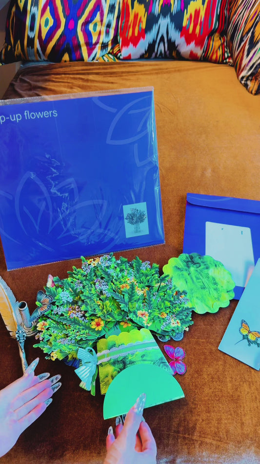3D Pop-Up Schmetterlings-Blumenstrauß-Grußkarte, elegante Grußkarte mit Blumendesign